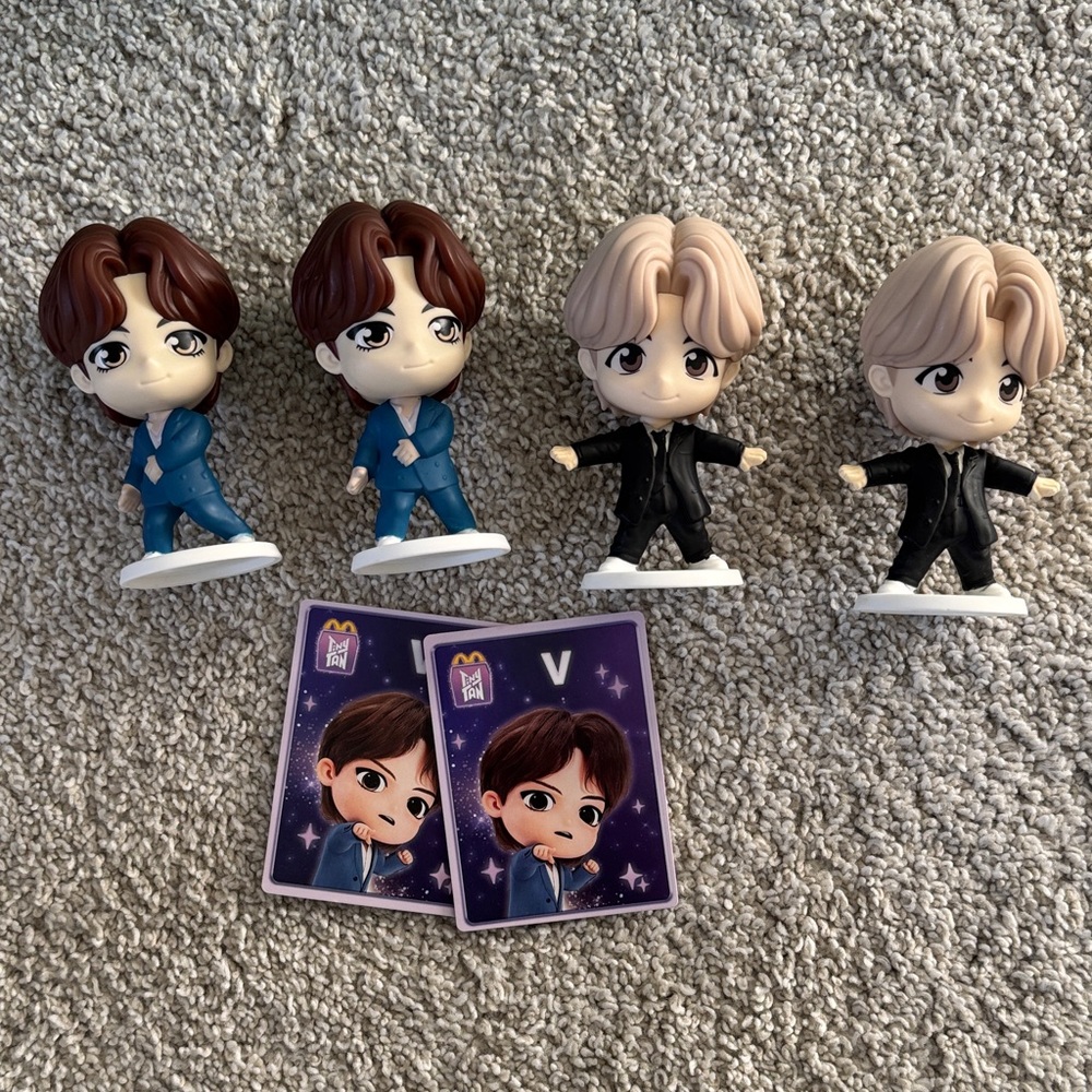 McDonalds Tiny Tan BTS K-Pop Figurines | Jung Kook and Taehyung